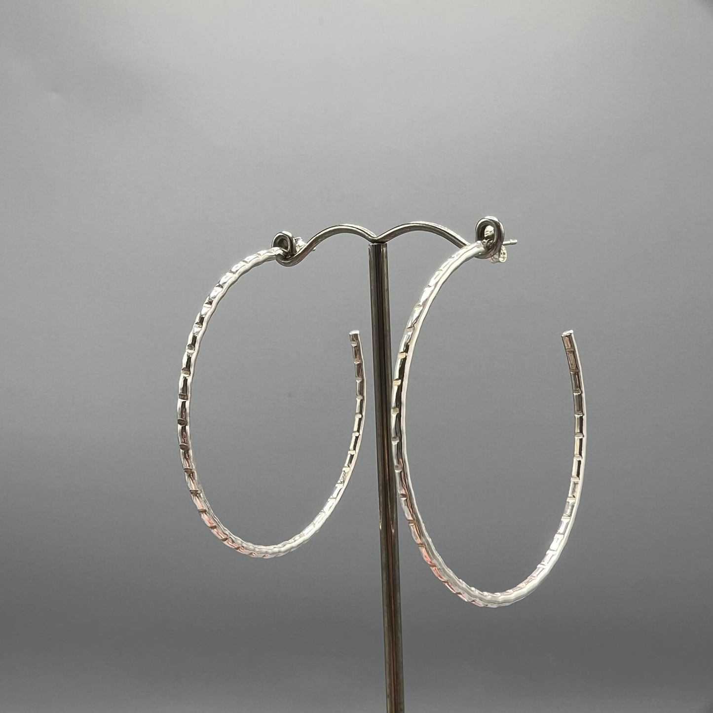 Iona Hall Round Notches Hoops