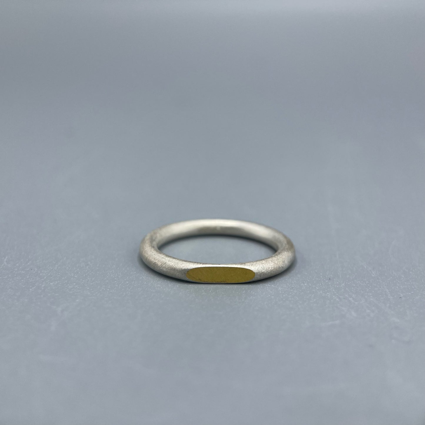 Sheng Zhang ‘One on Another’ Small Circular Keum-boo Ring