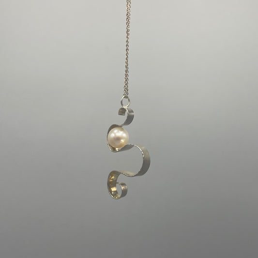 Victoria Sackwild Silver Swirl Pearl Pendant