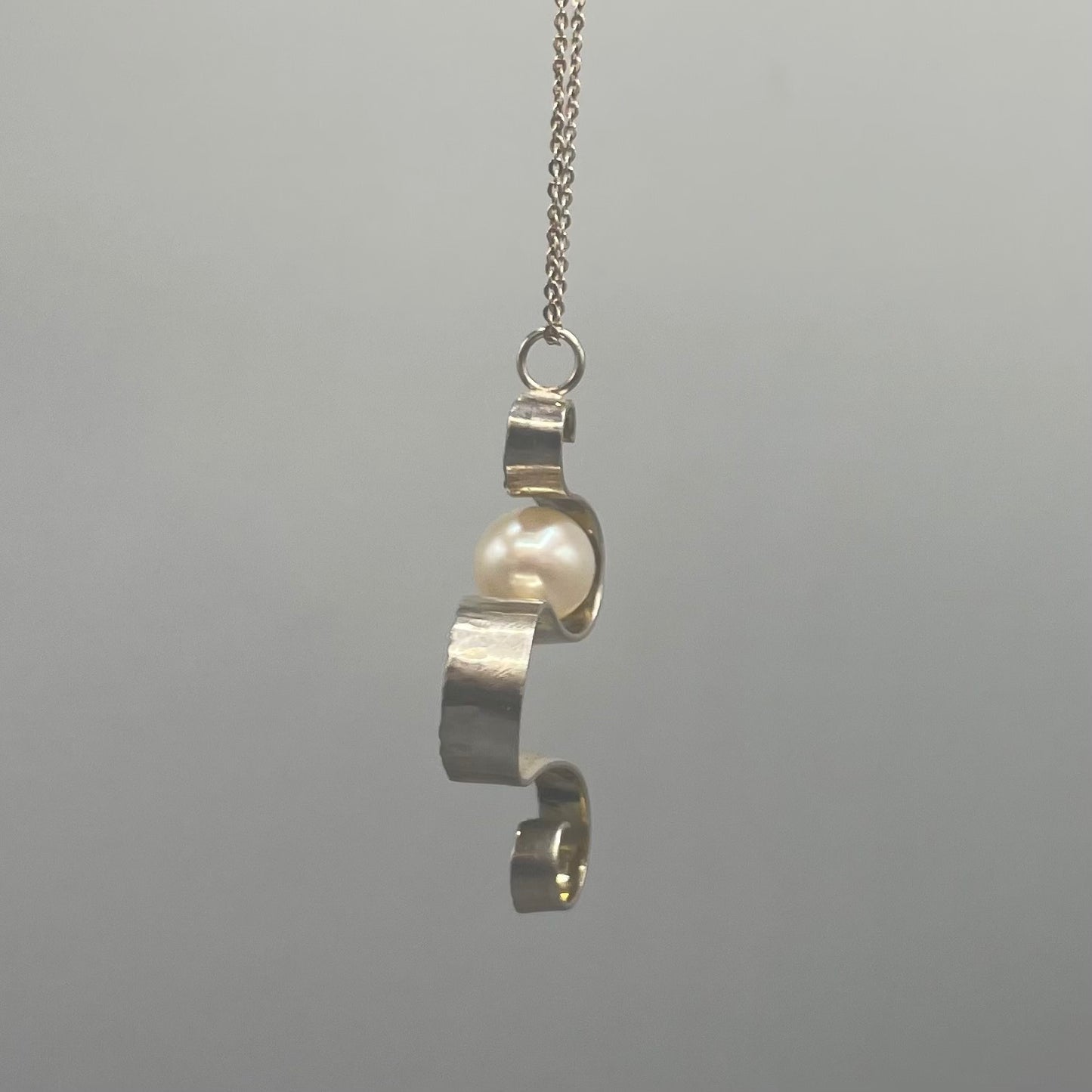 Victoria Sackwild Silver Swirl Pearl Pendant