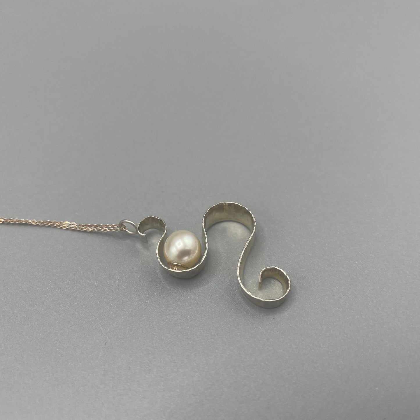 Victoria Sackwild Silver Swirl Pearl Pendant