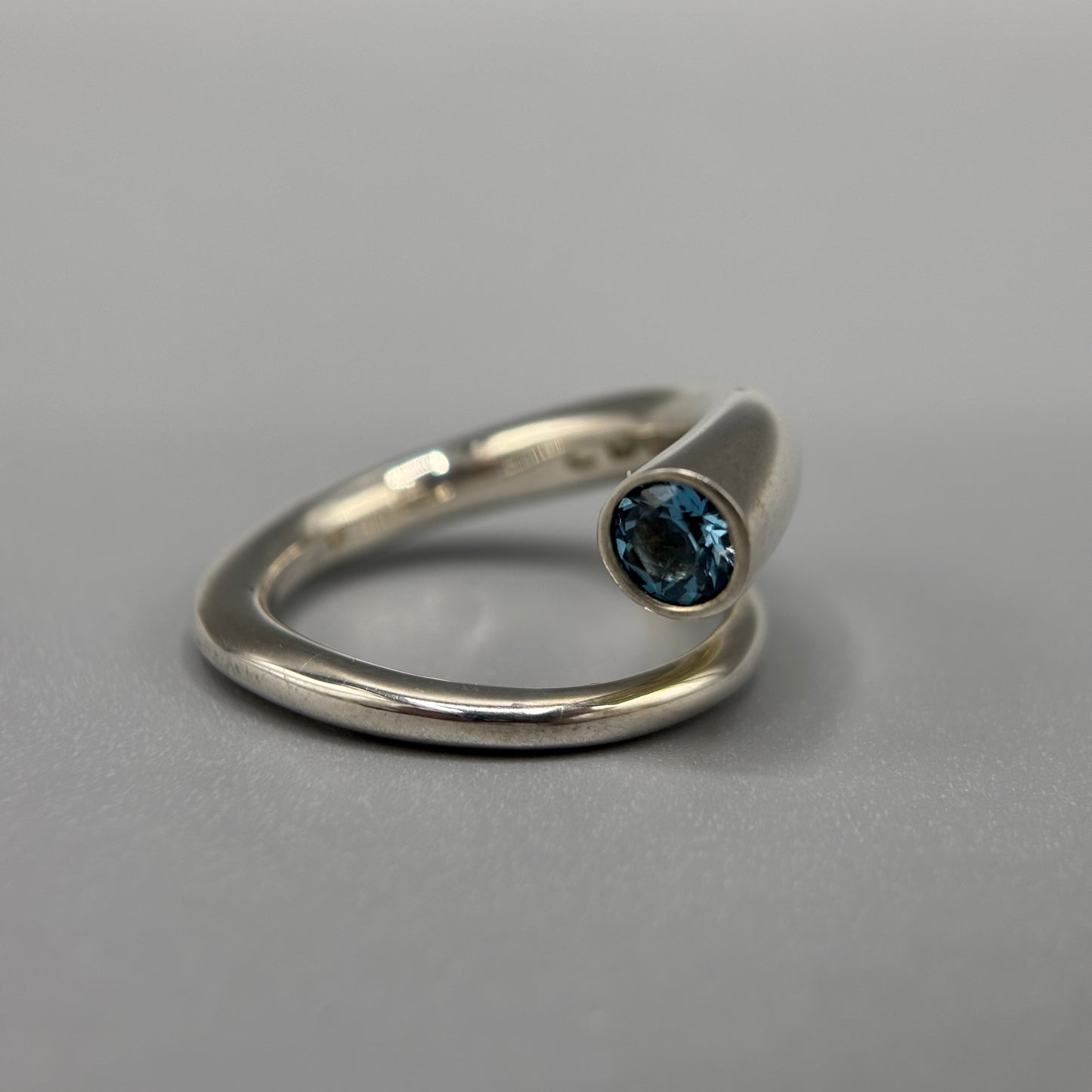 Paul Finch - Silver Spiral Wiggly Ring with 18ct Gold Bead