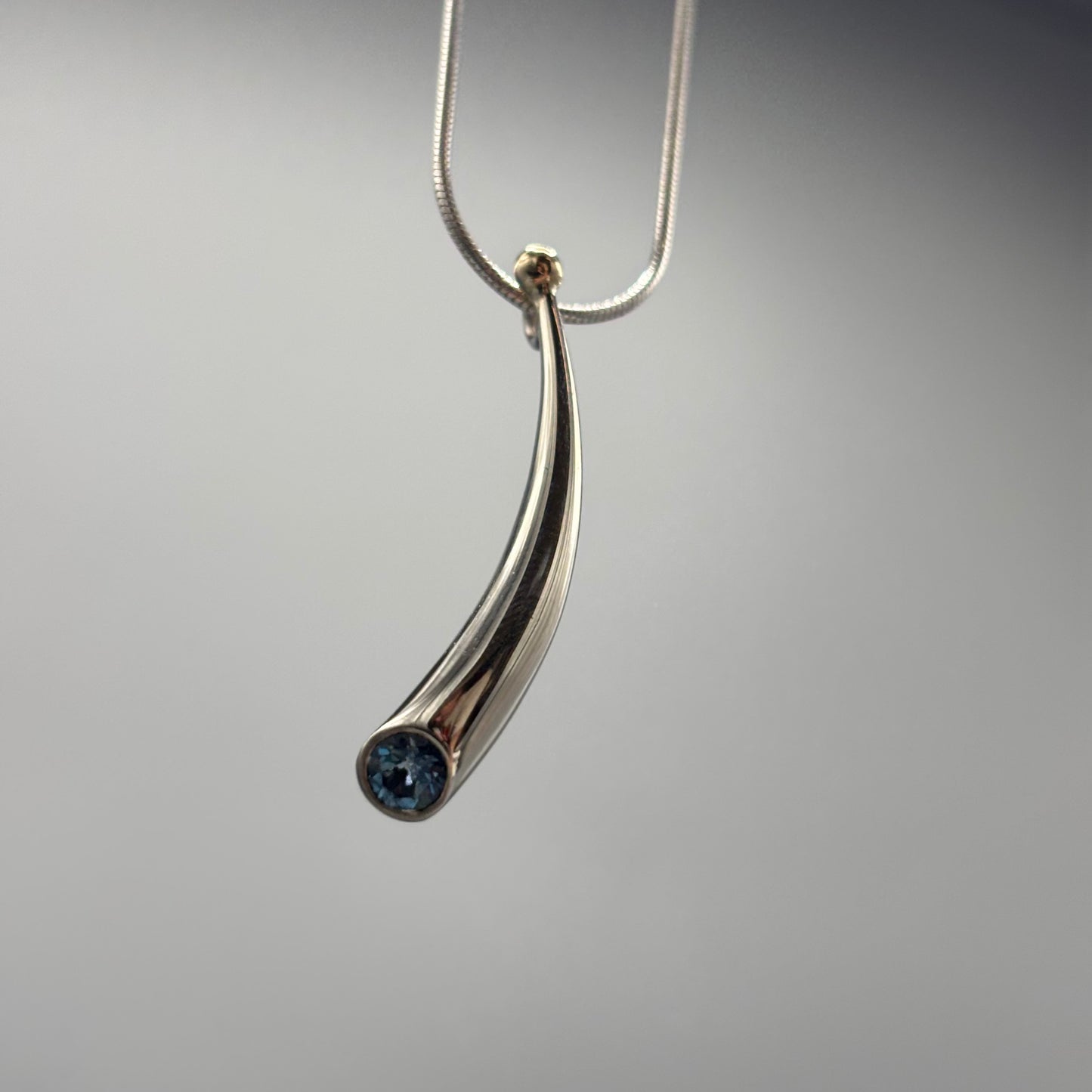 Paul Finch - Short Curved Silver Wiggly Pendant with Solid 18ct Gold Bead