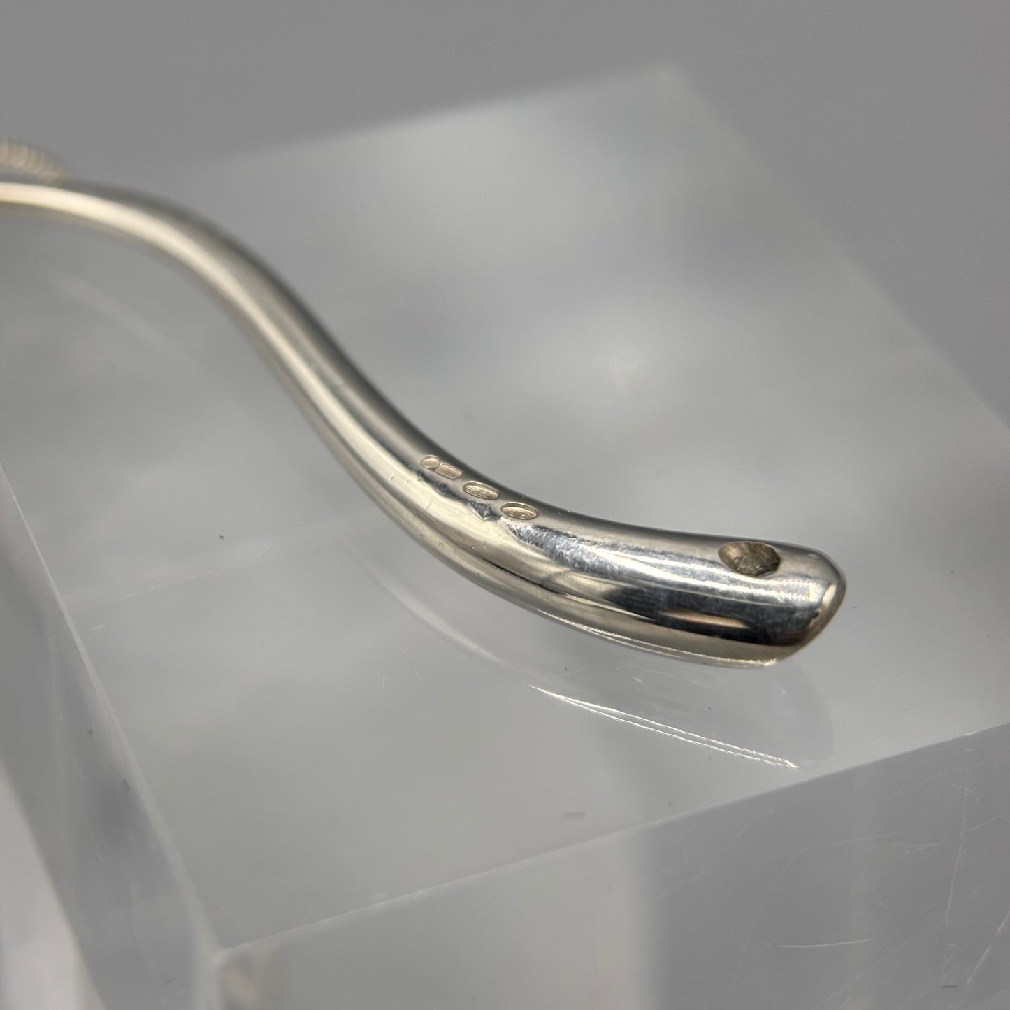 Paul Finch - Curving Silver Pendant with 18ct Gold Bead