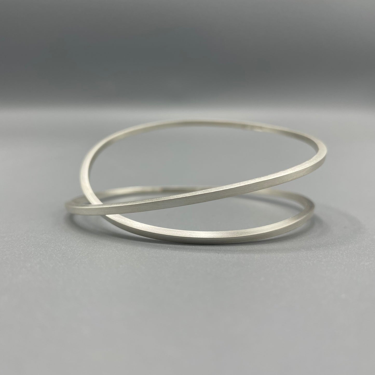 Sarah McCallum Brushed Silver 'Crossover' Bangle - Square Wire