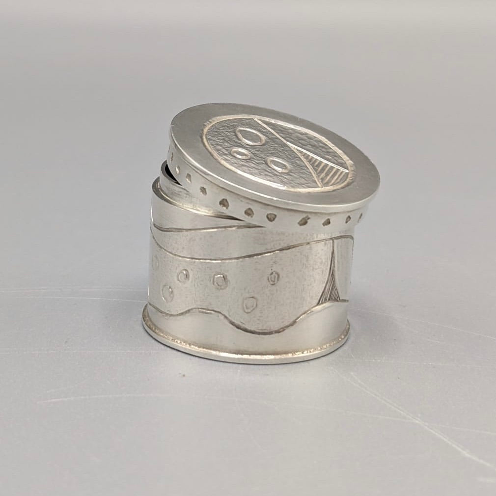 Iona Hall 'Exploring The Sand' Box