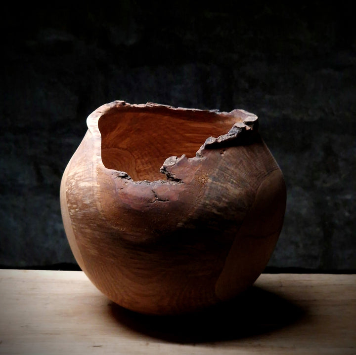 Alexei Sawyer – Eroded Rim Antique Style Oak Vessel (Wood)