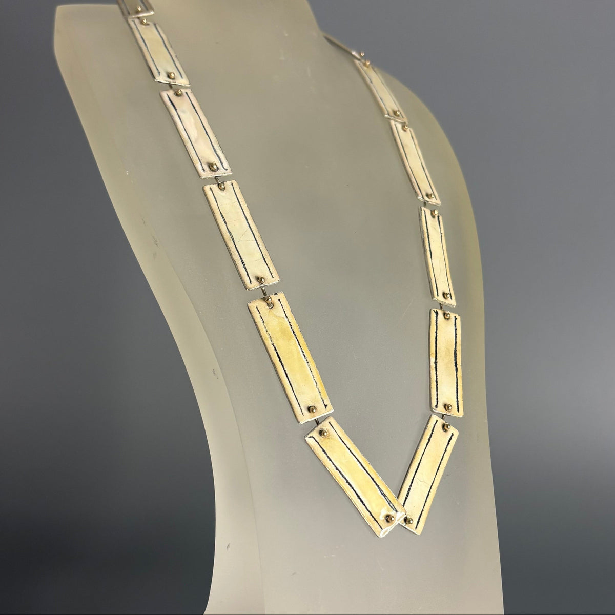Anthony Feiler - Necklace: Silver and Enamel with 9ct Gold Links