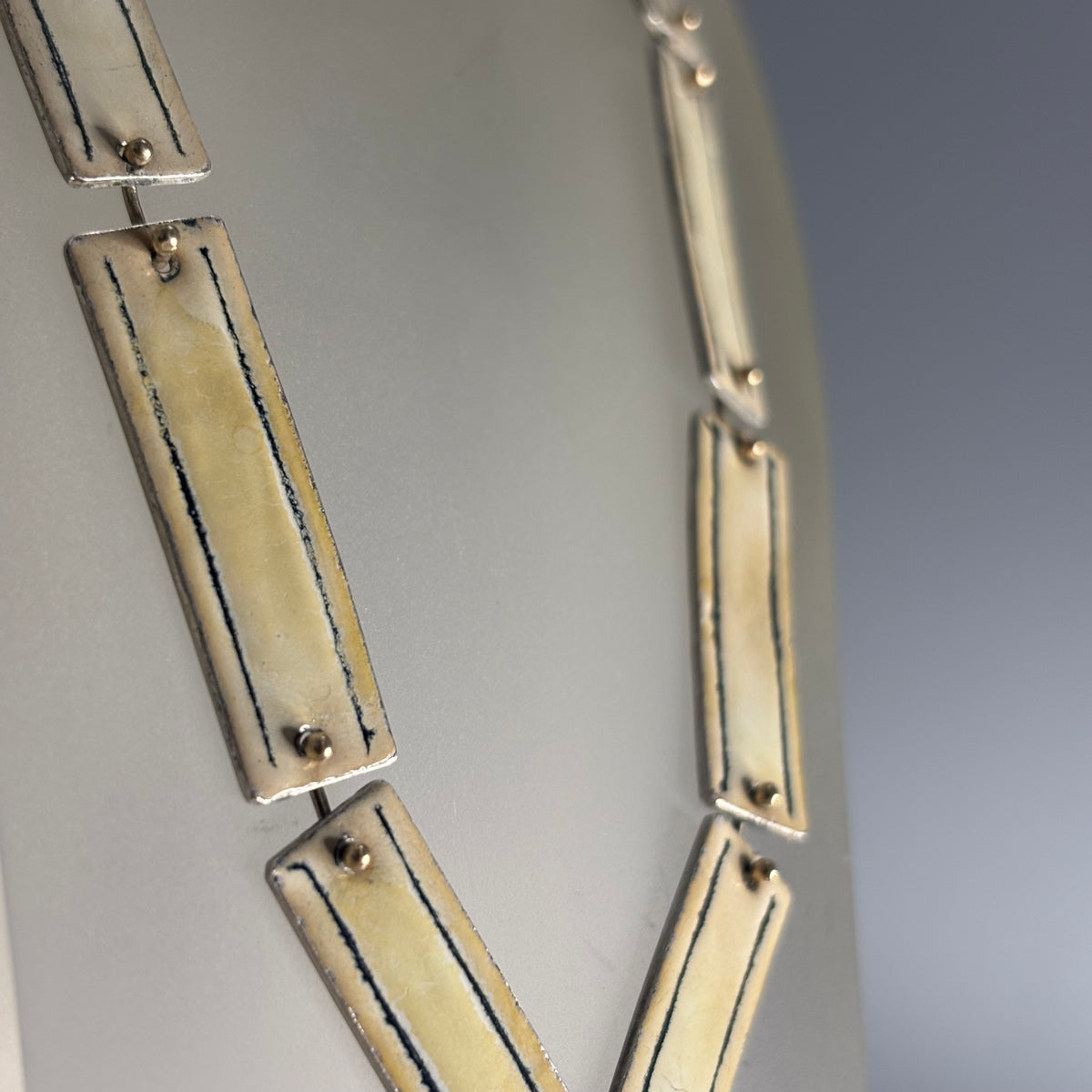 Anthony Feiler - Necklace: Silver and Enamel with 9ct Gold Links