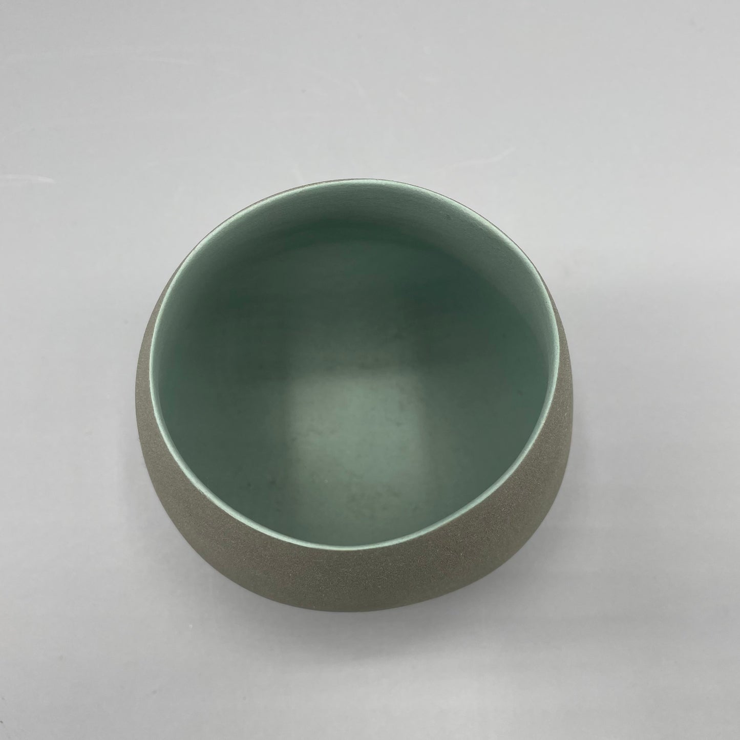 Maria Wojdat Medium Graphite & Teal Ovoid Vessel