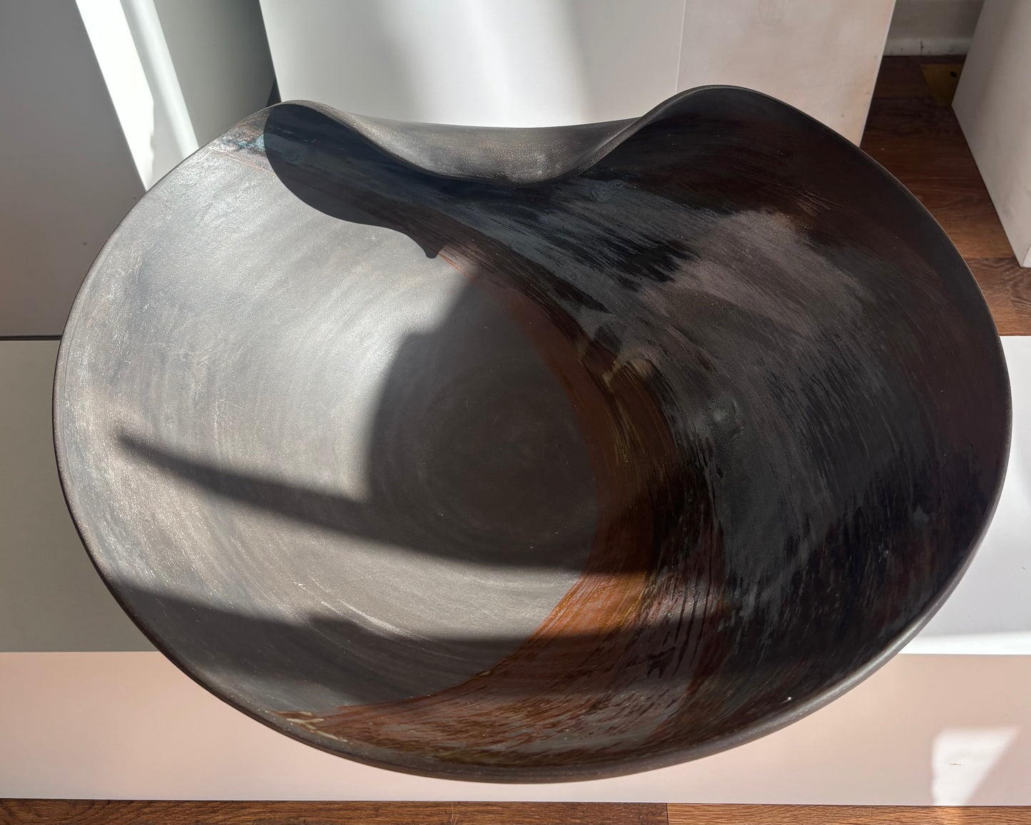 Rosa Wiland Holmes 'Large Black bowl'