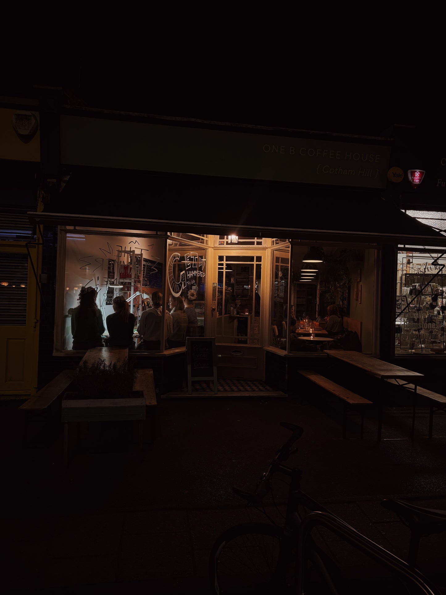 GET HAMMERED with Flux (Christmas Special) - Friday 5th of December (RING INCLUDED)