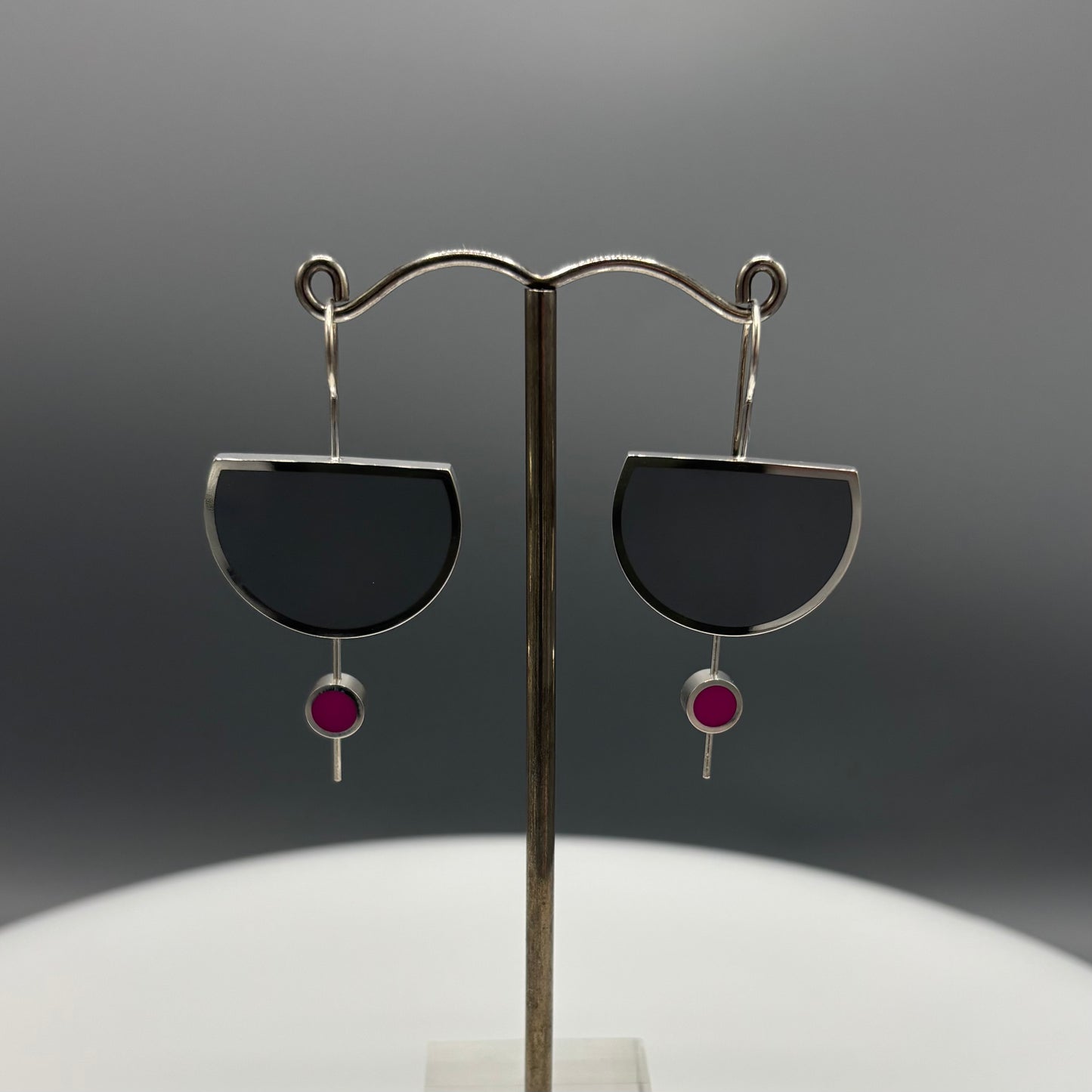 Wilde Works - Sterling silver and resin ‘Eclipse’ Earrings (Grey/Hot Pink)
