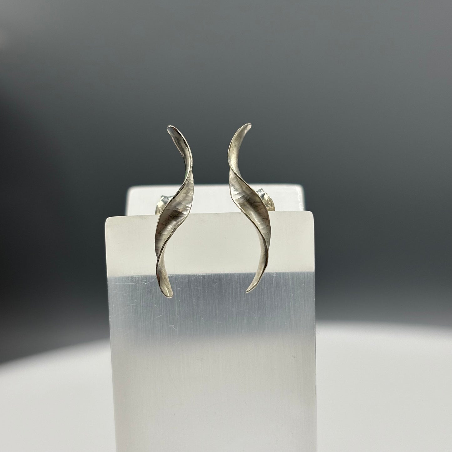 Anne Massey - Ripple Simple Stud Earrings (Sterling Silver)