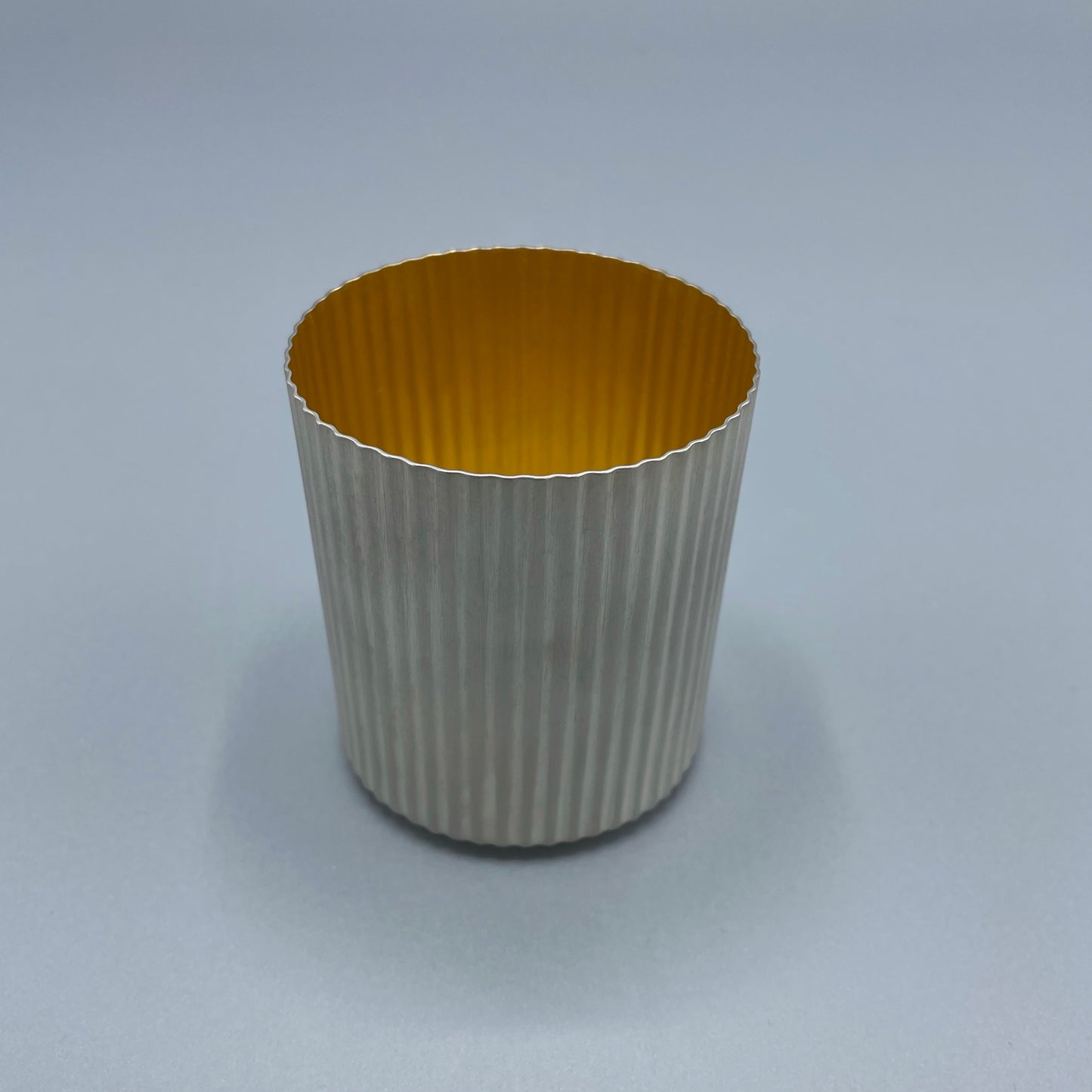 Sheng Zheng Wavy Circular Beakers