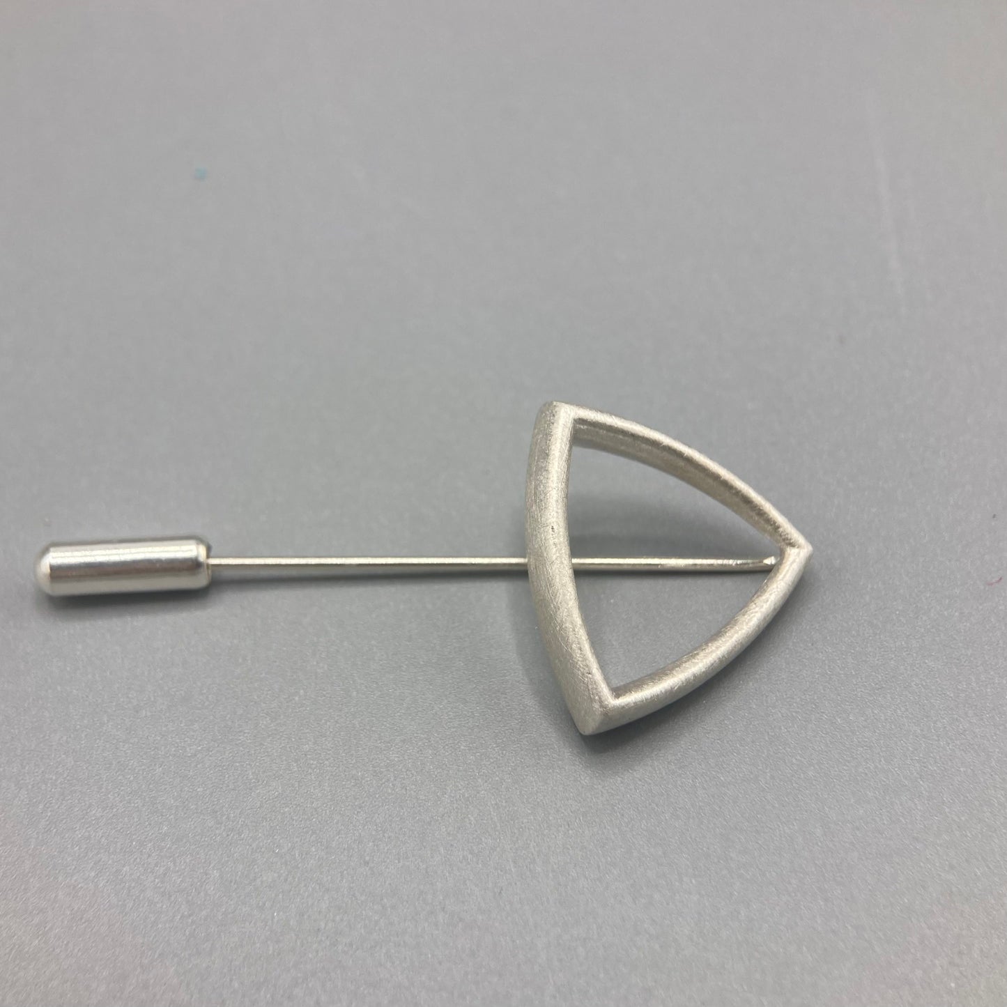 Sheng Zhang 'Curved Curves' Triangle Pin