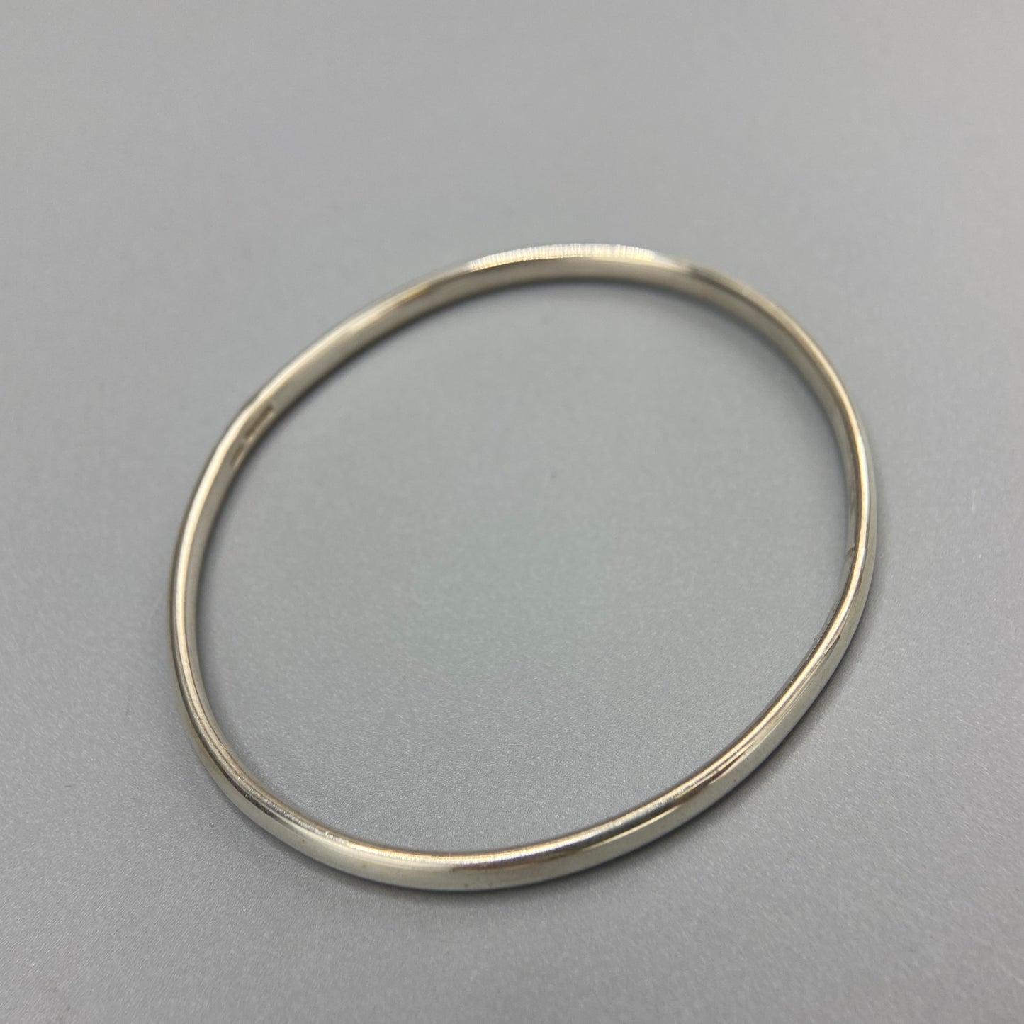 Sarah McCallum Oval Bangle