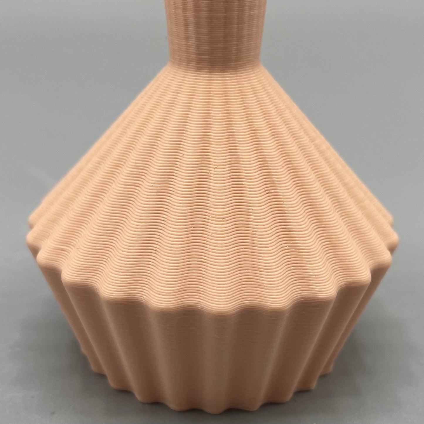 Keeley Traae 3D Printed Fluted Vessel