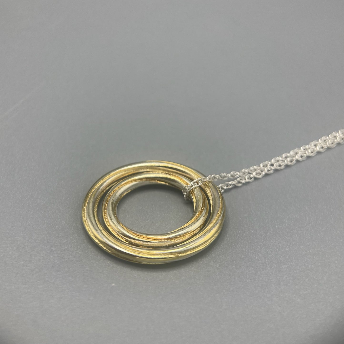 Alice Gow Twist Continuum Contrast Pendant