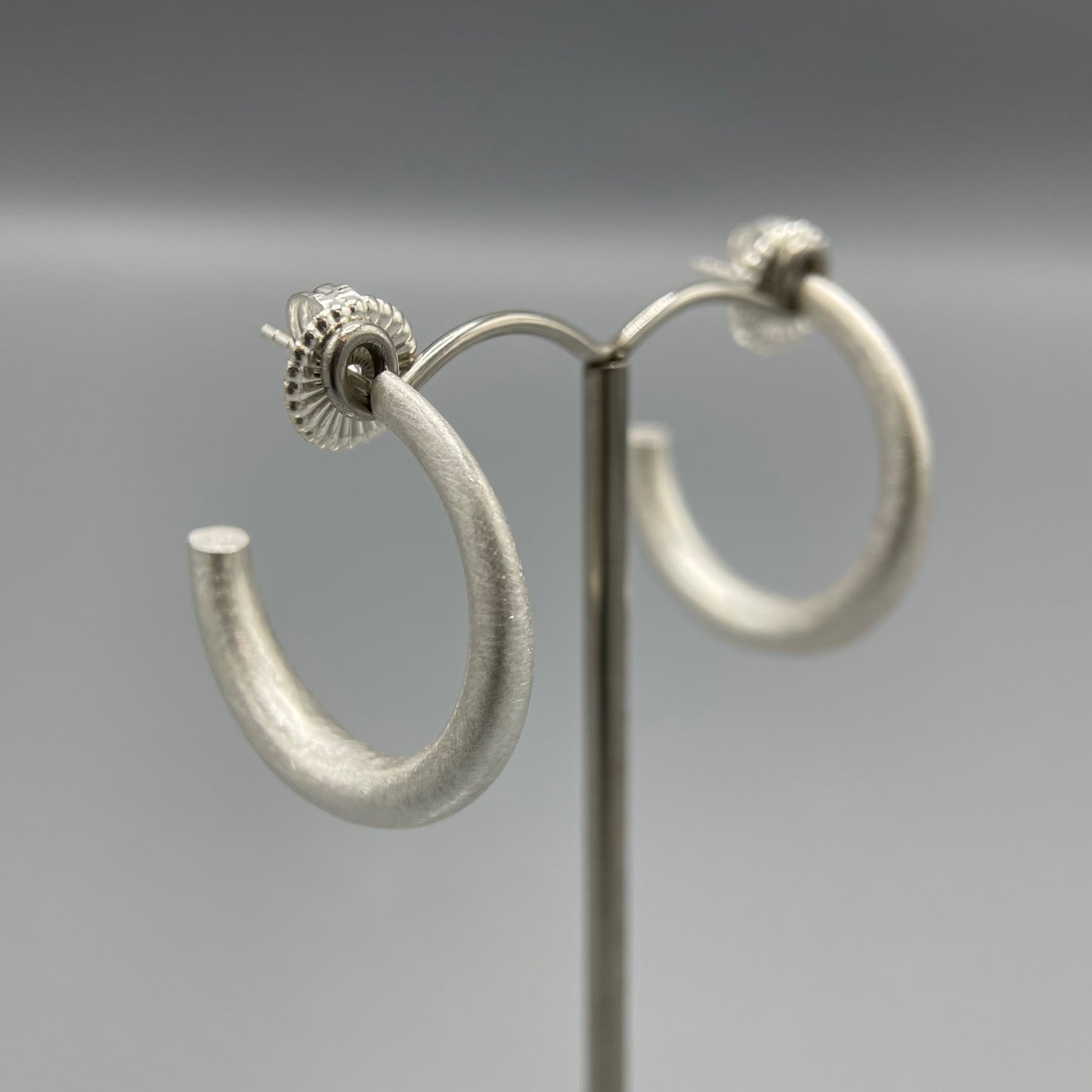 Sheng Zhang 'Curved Curves' Circle Hoop Earrings