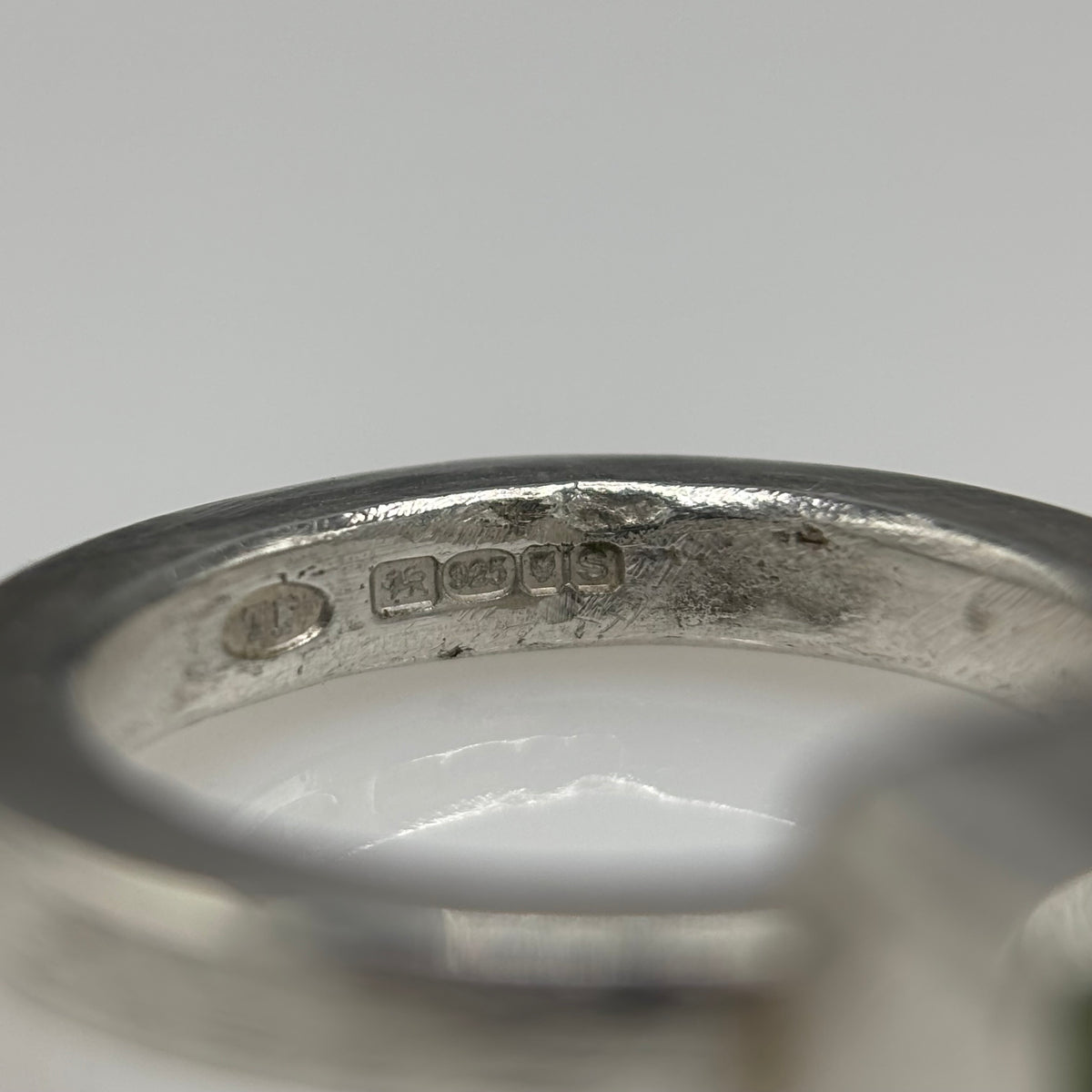 Gnarly Vibrant – Medium Box Ring with Pea Green Enamel (Sterling Silver)