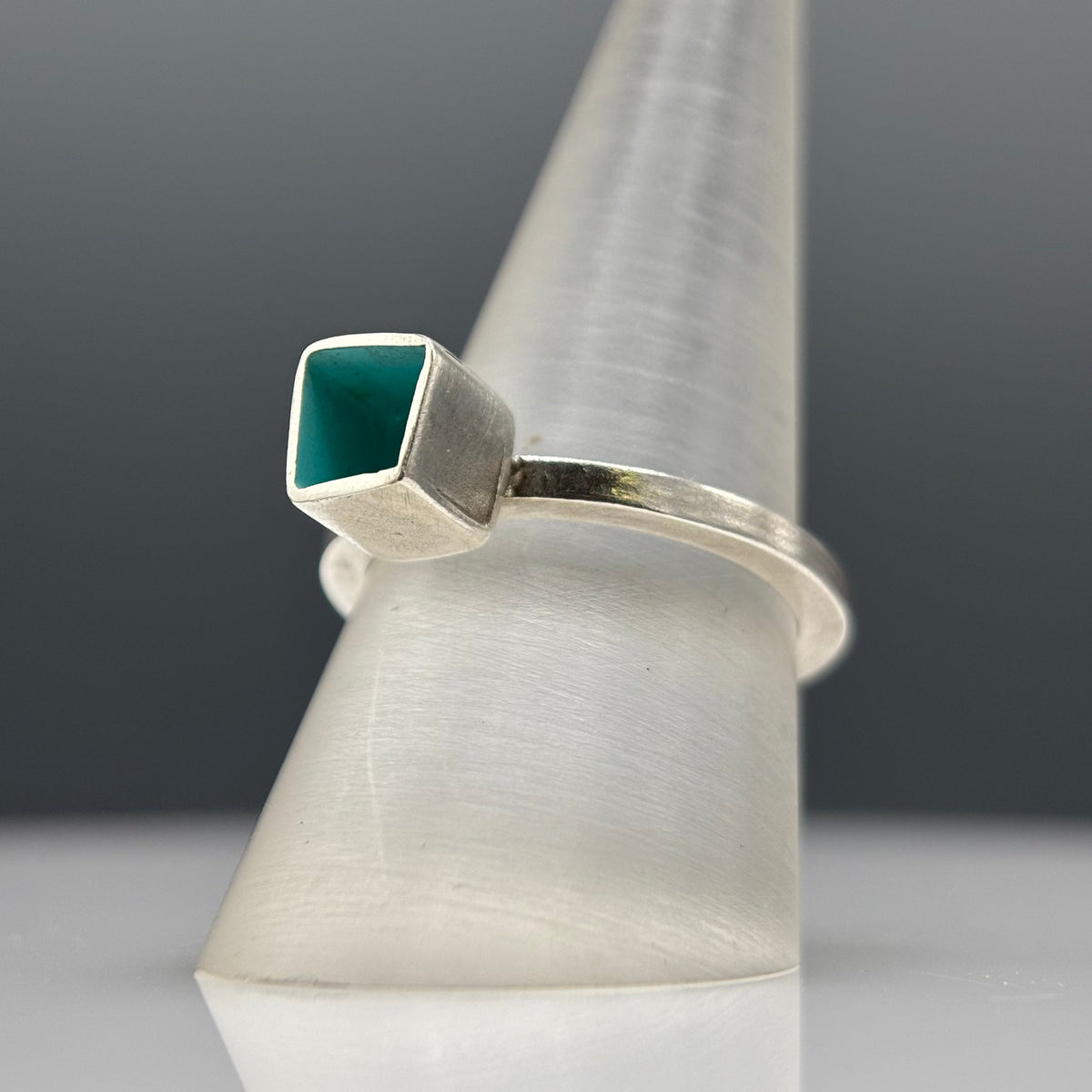 Gnarly Vibrant – Small Box Ring with Turquoise Enamel (Sterling Silver)