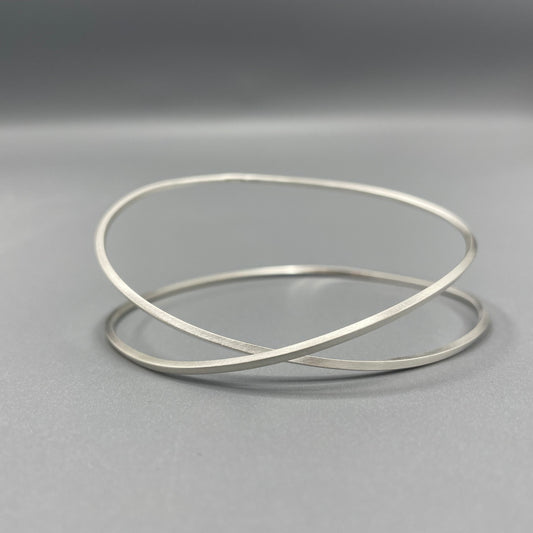 Sarah McCallum Brushed Silver 'Crossover' Bangle - Square Wire