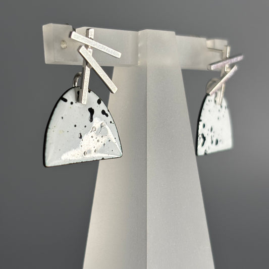 Judit Patkos – U shape Splatter Earrings with Silver Component