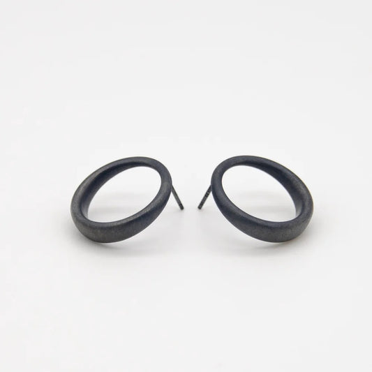 Sheng Zhang 'Curved Curves' Framed Circle Earrings